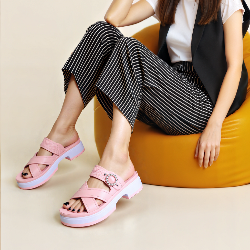 softy slides – neutral tone for daily styling