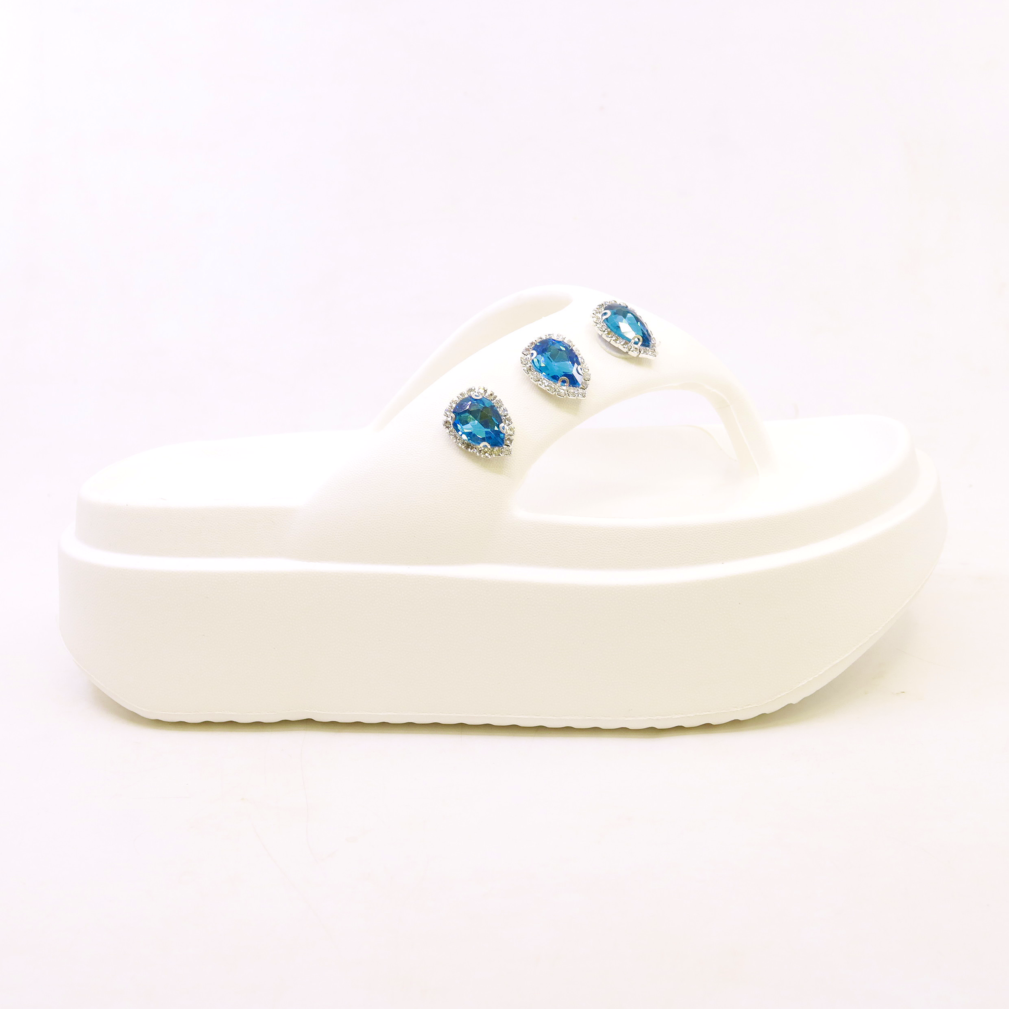 white Women’s cushioned softy slides – perfect for everyday wear