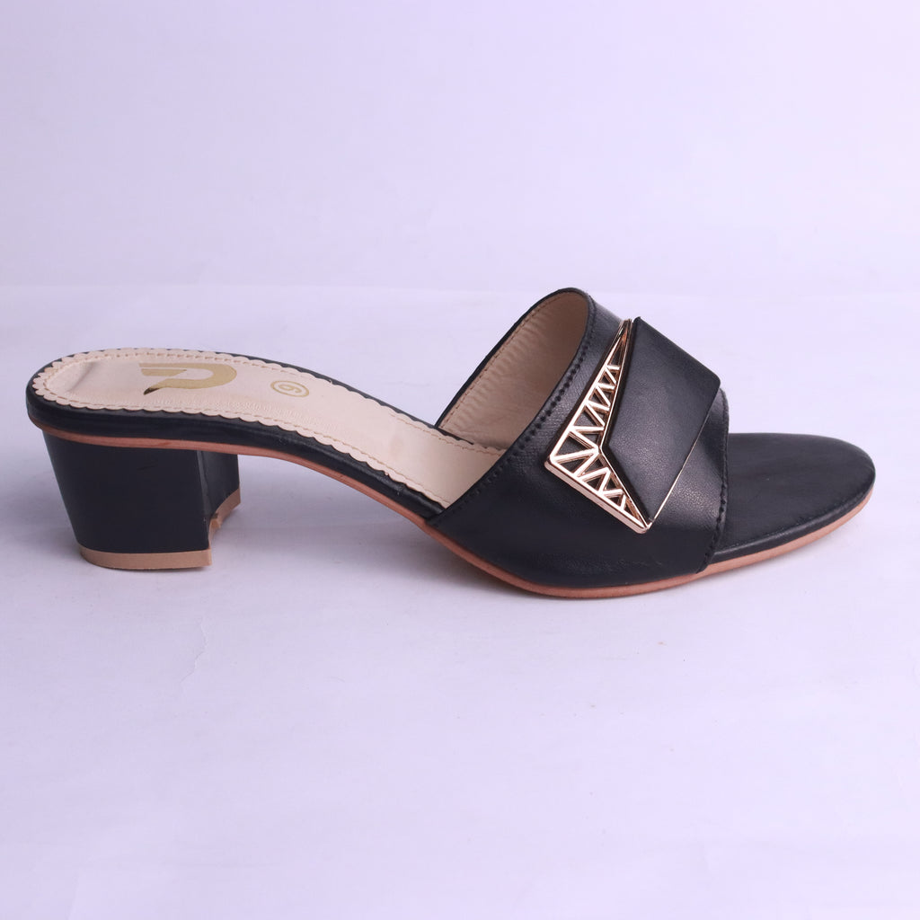 Comfort-fit black block heels – ideal for daily and semi-formal use