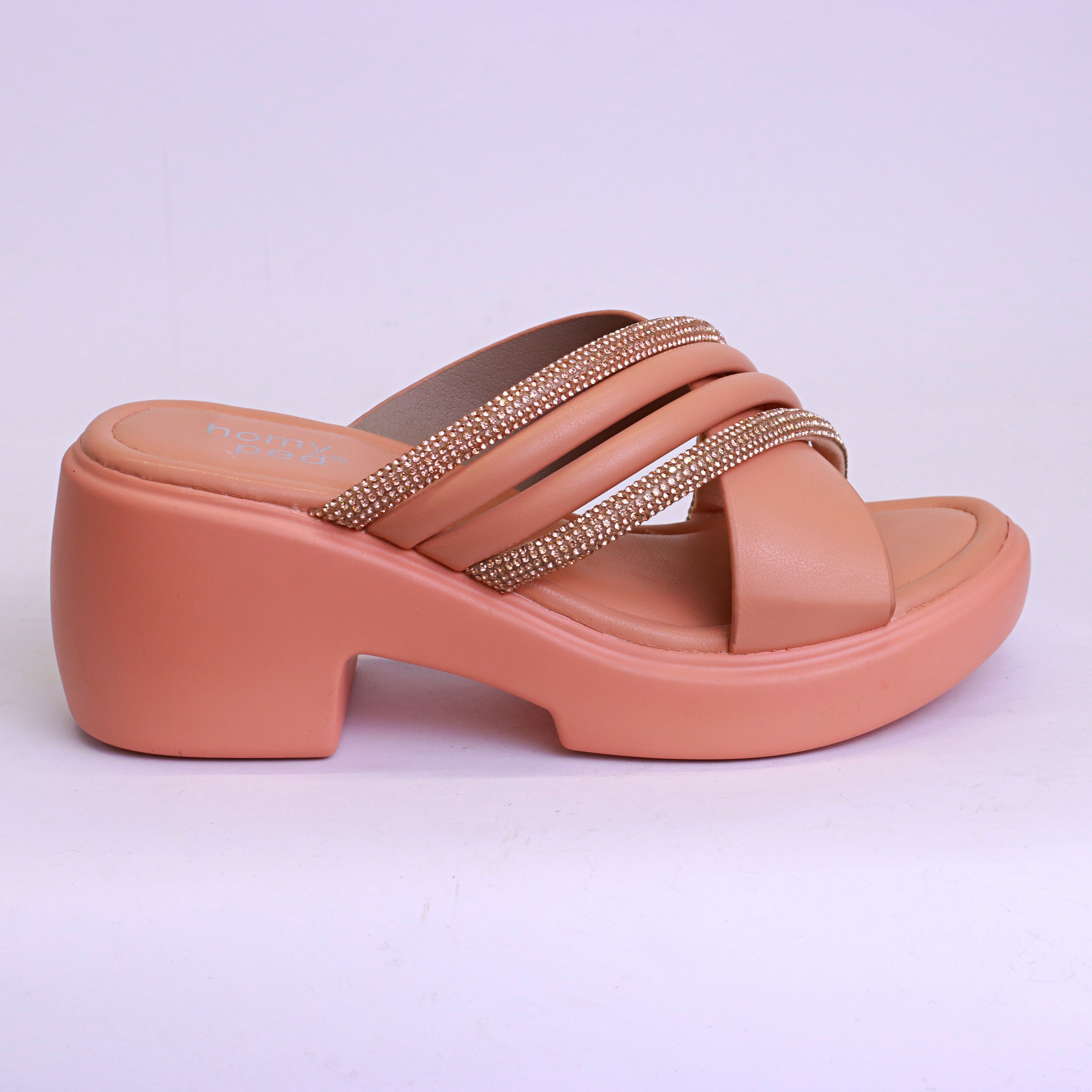 softy slides – neutral tone for daily styling