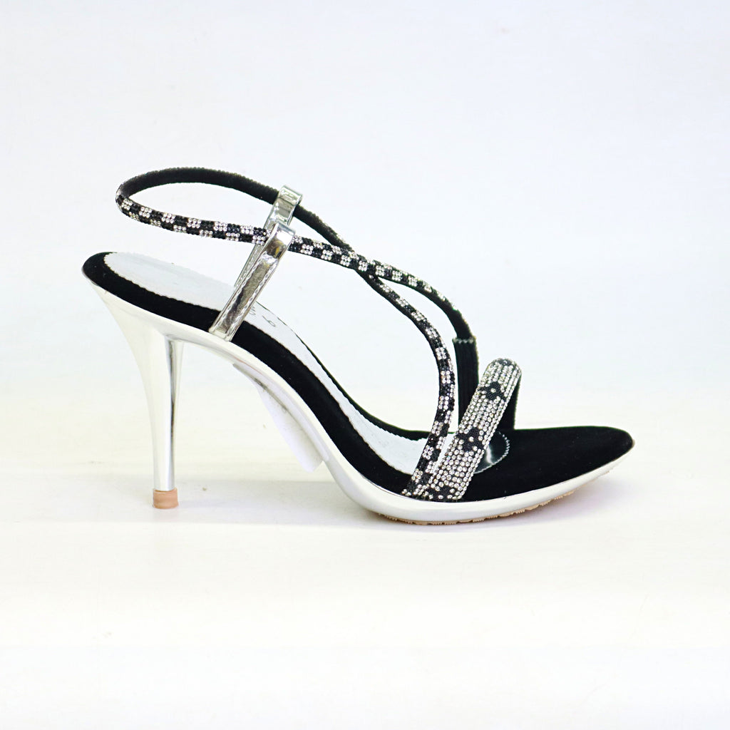 Glossy black party heels – fancy and bold