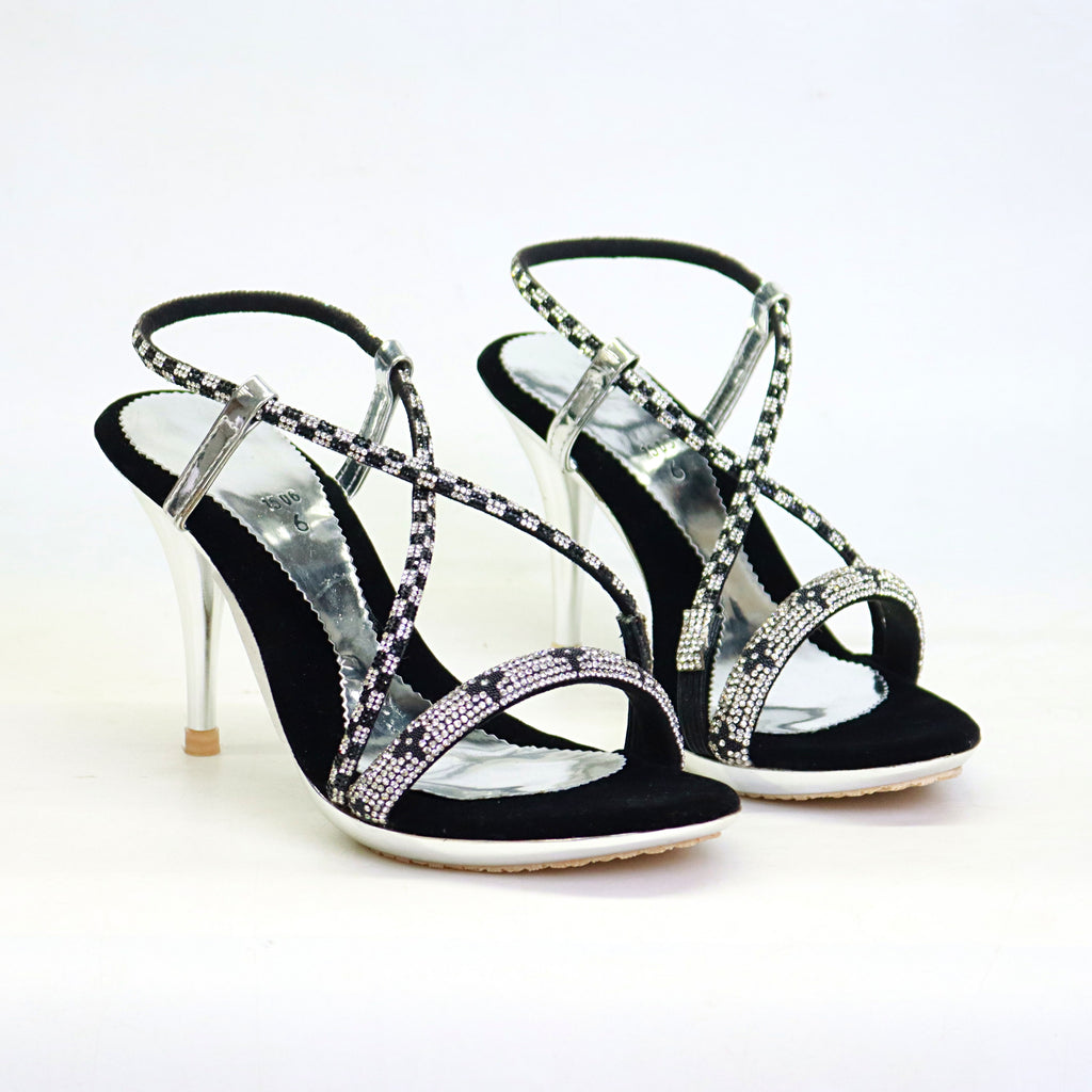 Glossy black party heels – fancy and bold