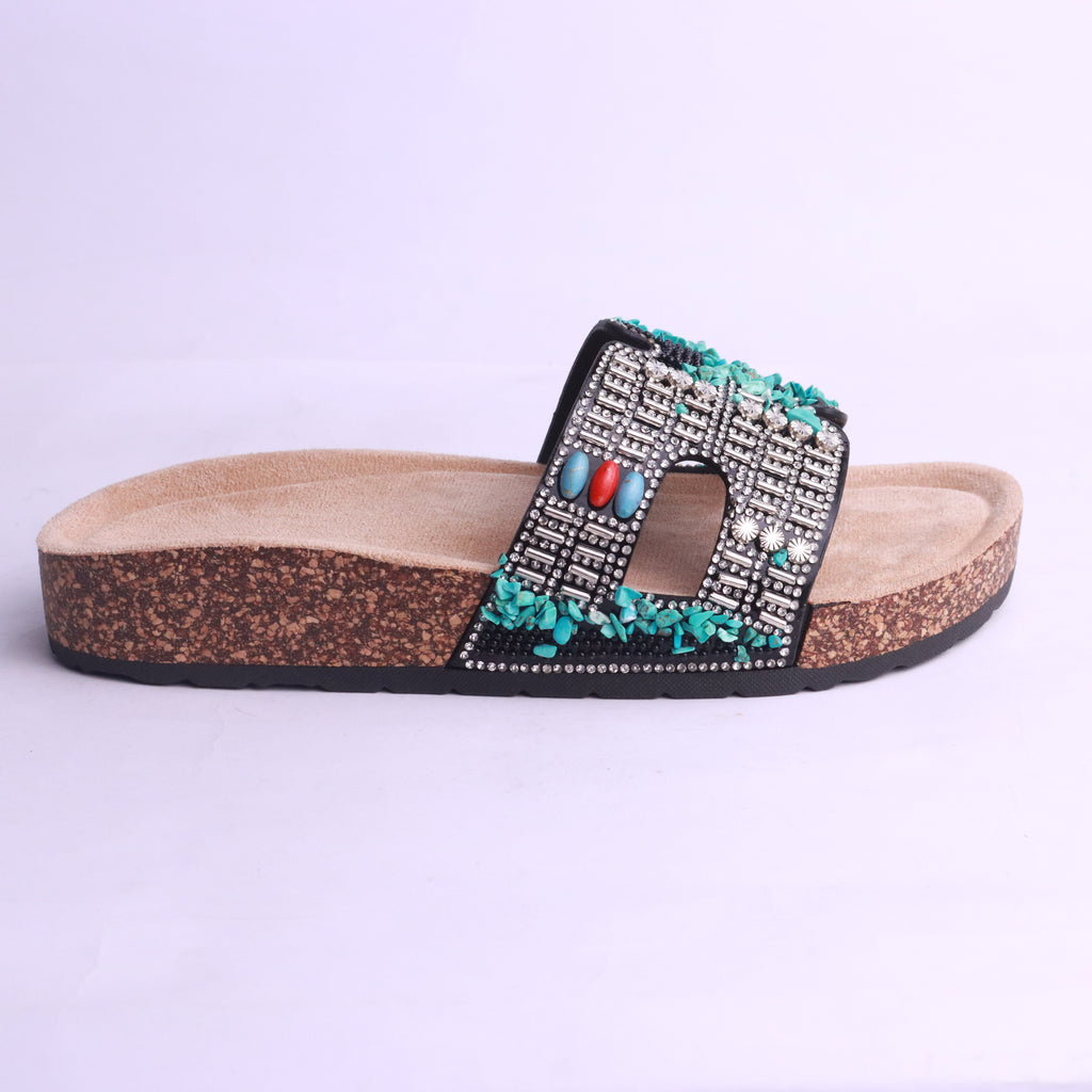 black Best women's slippers for home wear – soft fabric, slip-on style