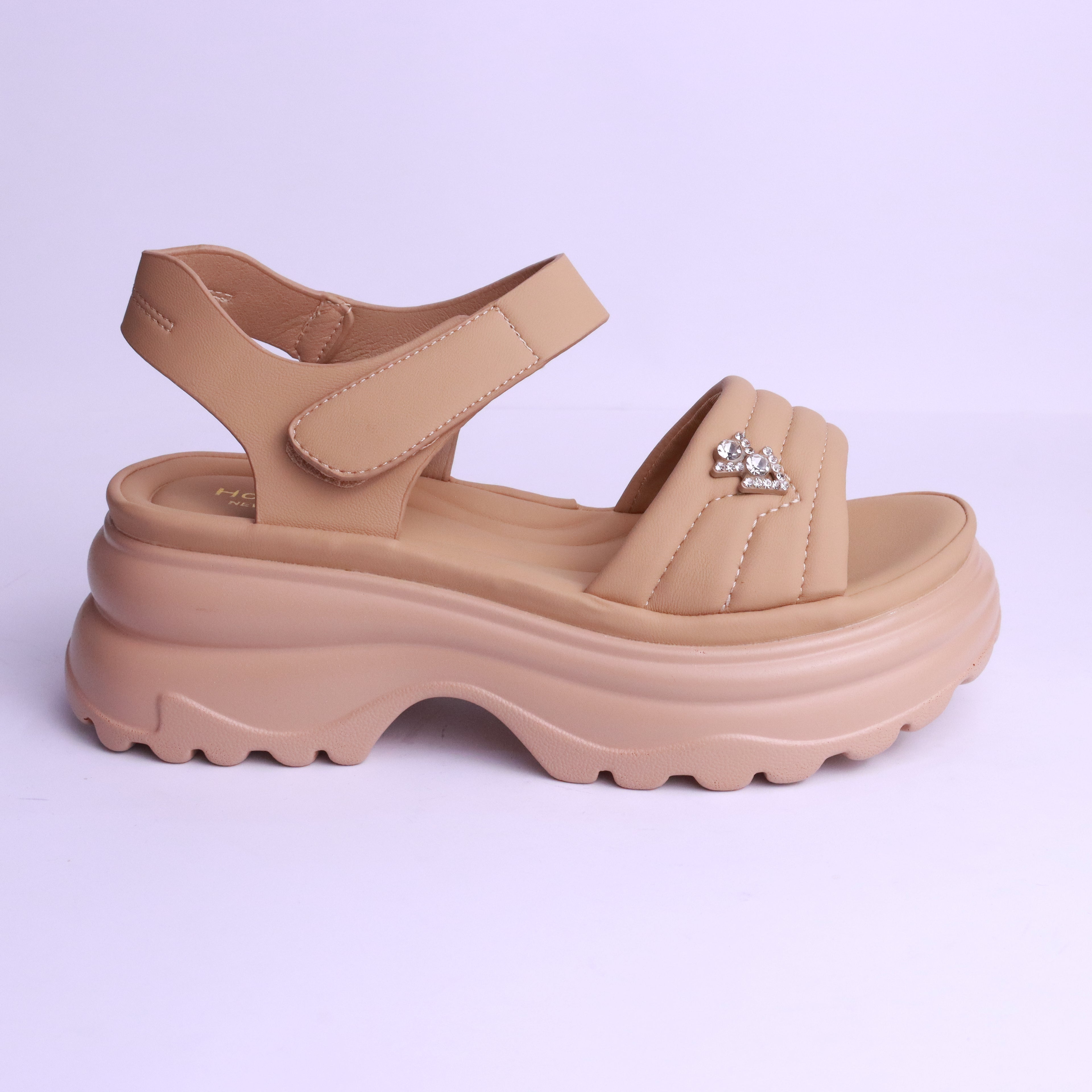 Durable ladies softy sandals – built for all-day wear