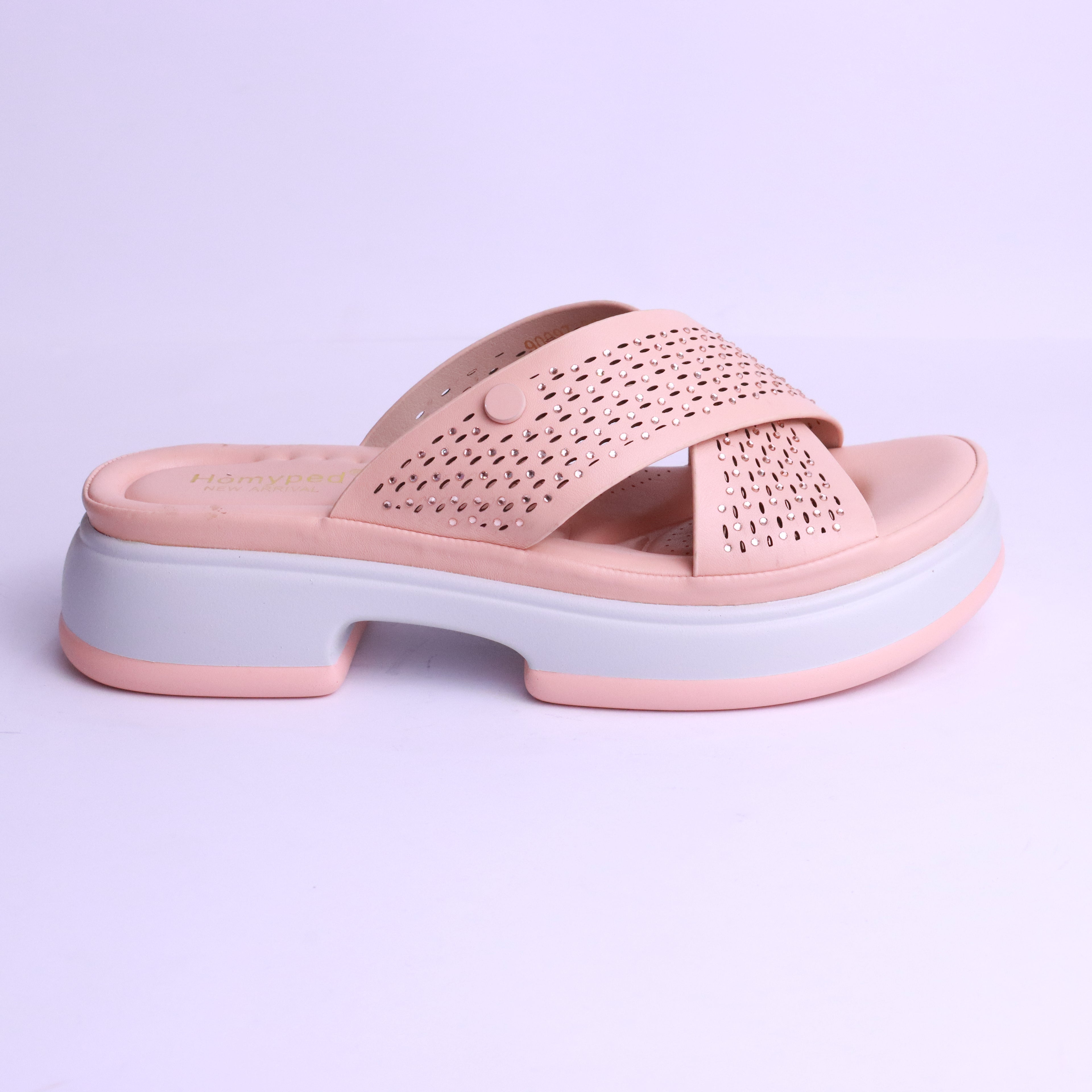 softy slides – neutral tone for daily styling