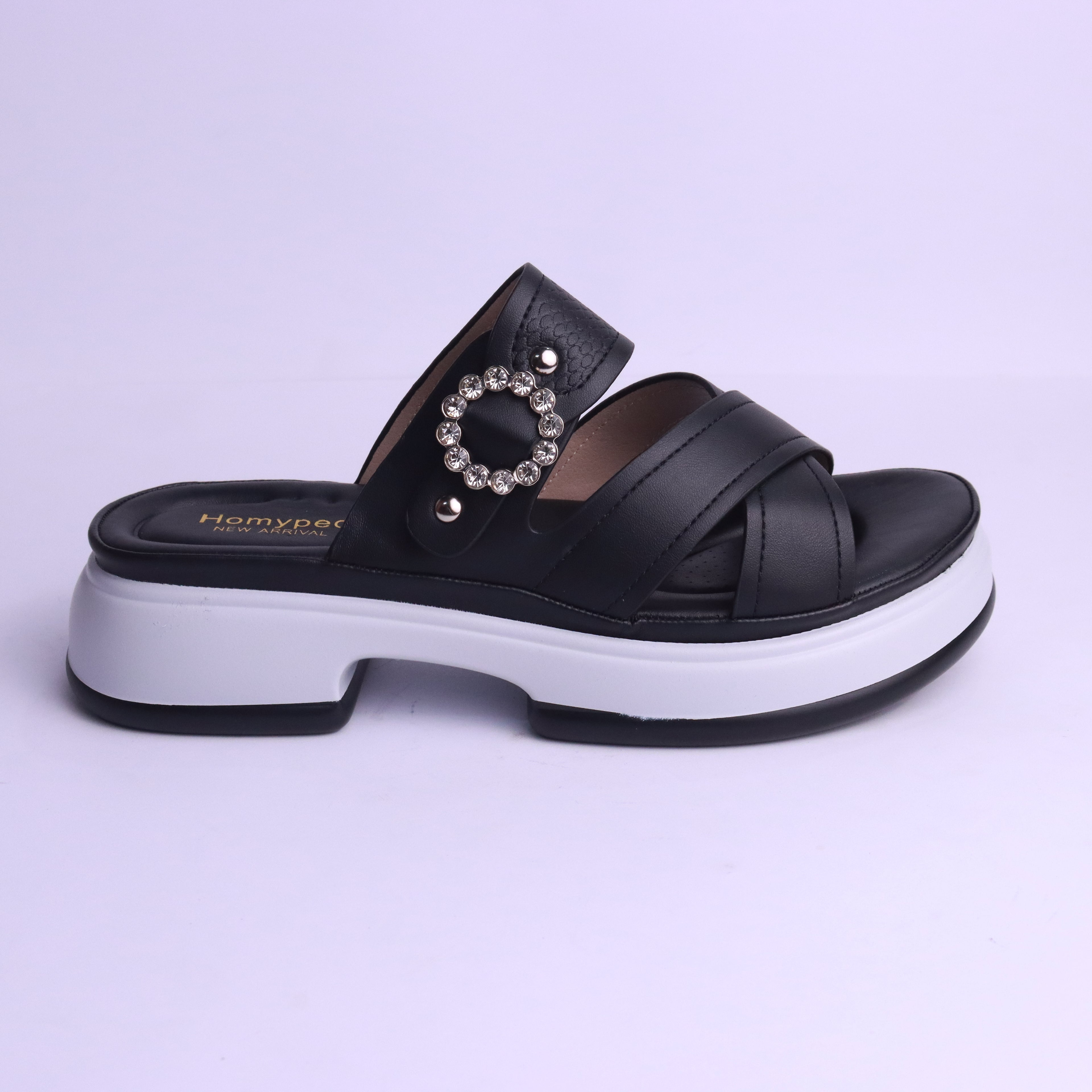softy slides – neutral tone for daily styling