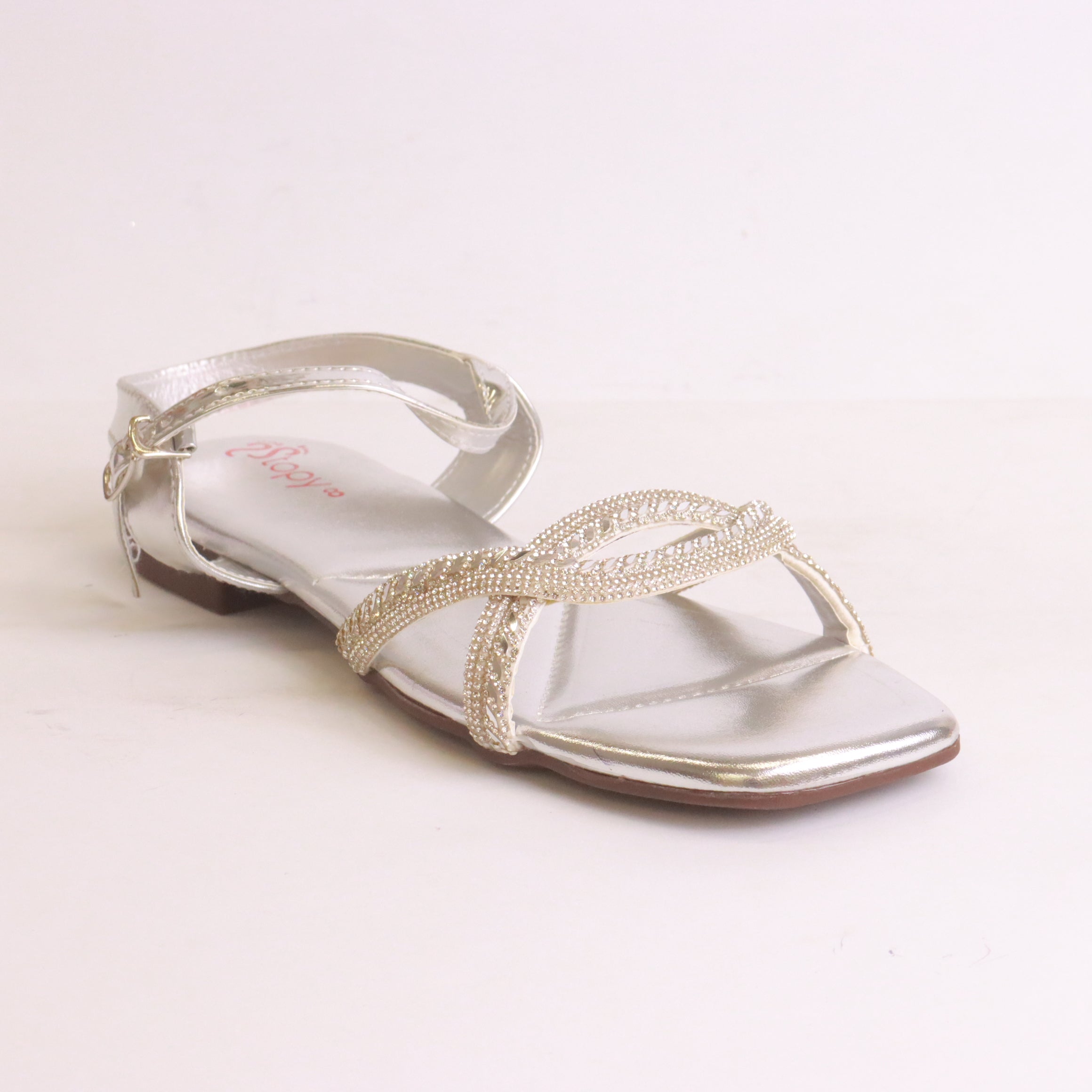 DA997 silver flat sandals side view – versatile metallic for all bridal colour palettes