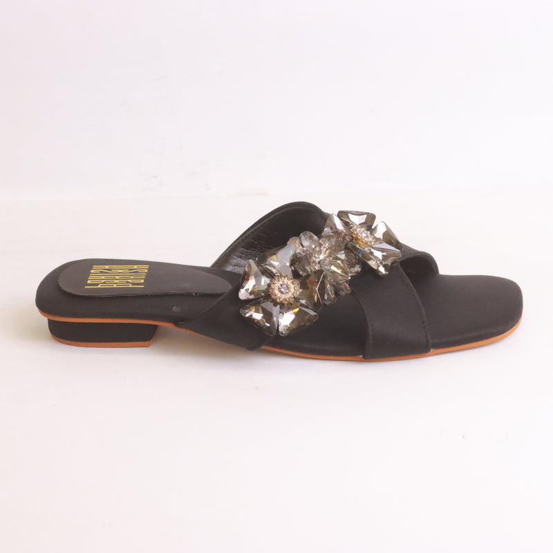 EA002 - BLACK