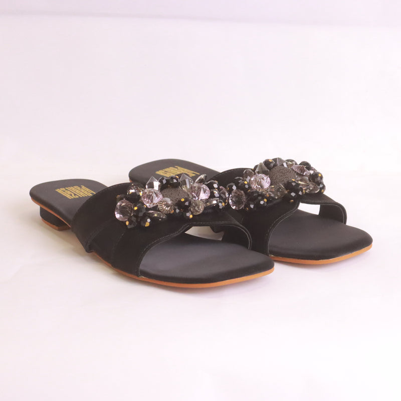 EA004 - BLACK