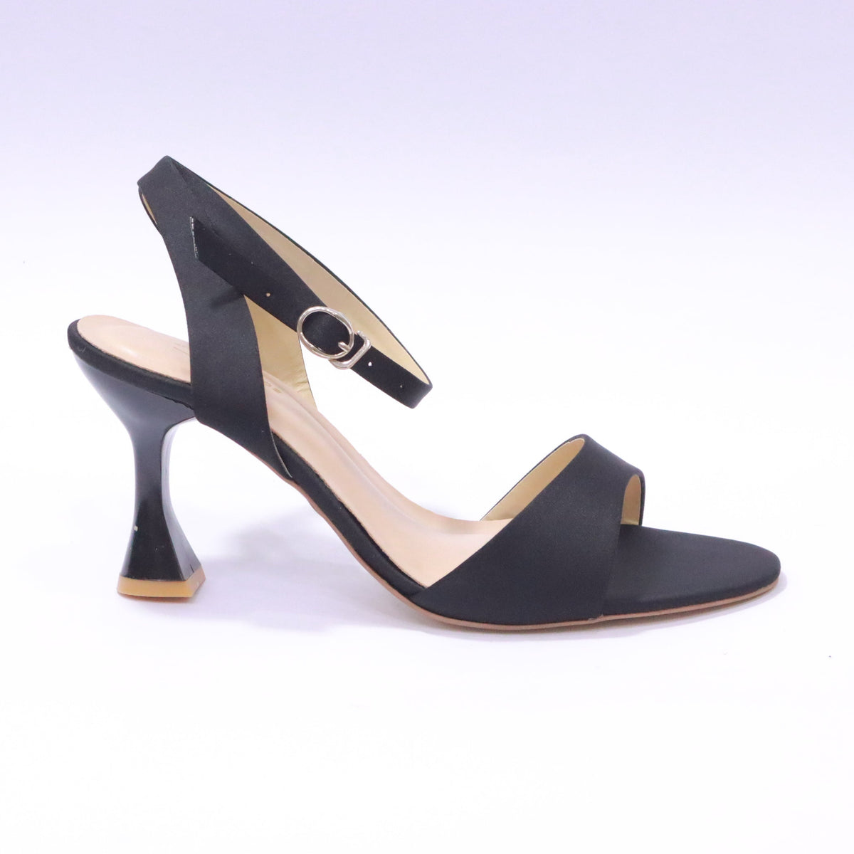 EA029 BLACK