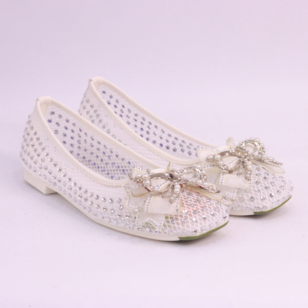 EA051 WHITE