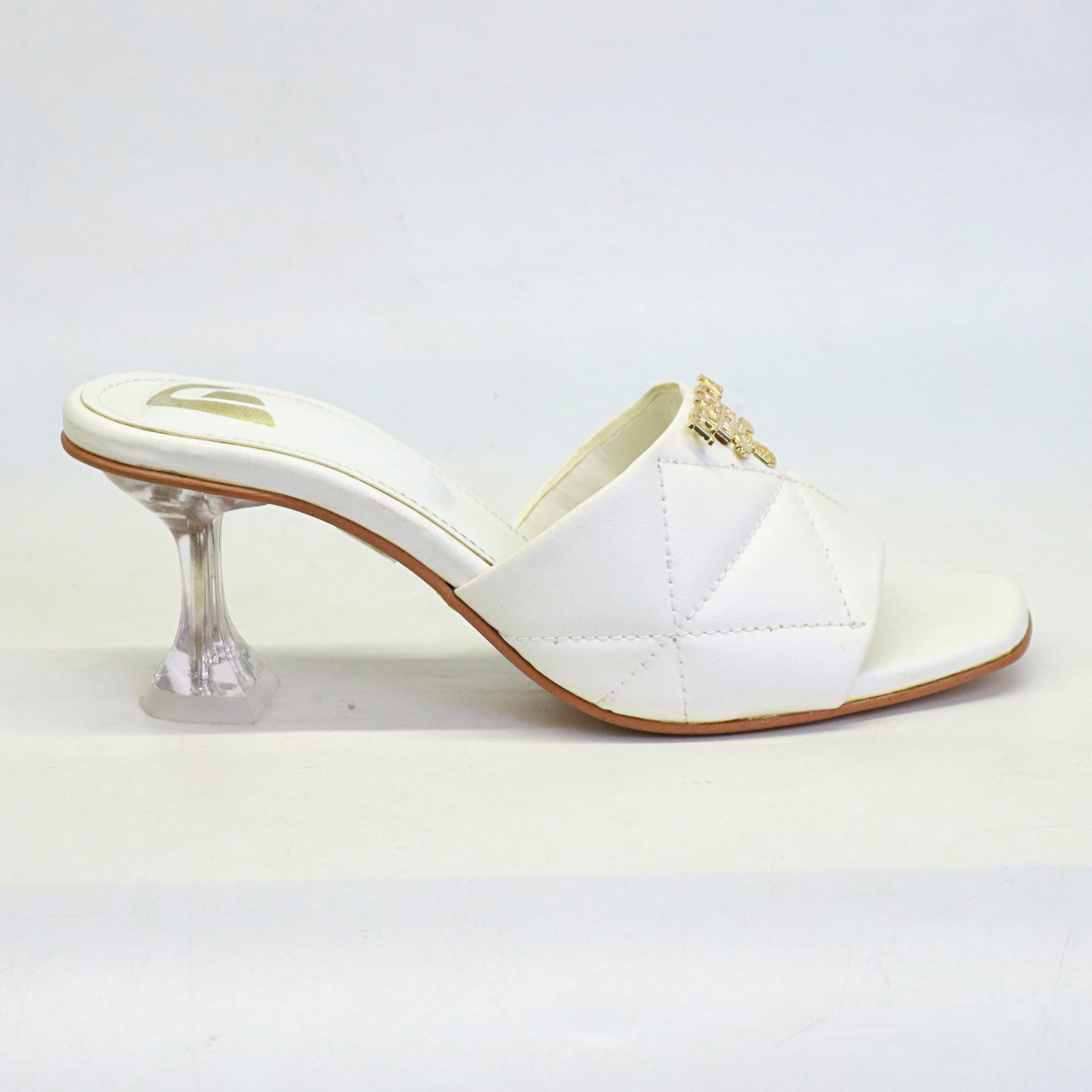 Women causal heel