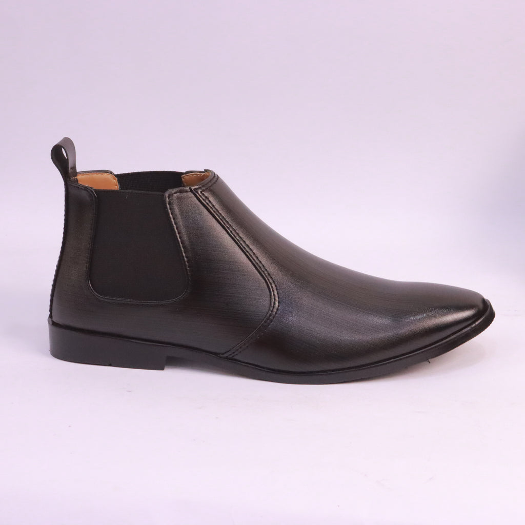 MA796 BLACK