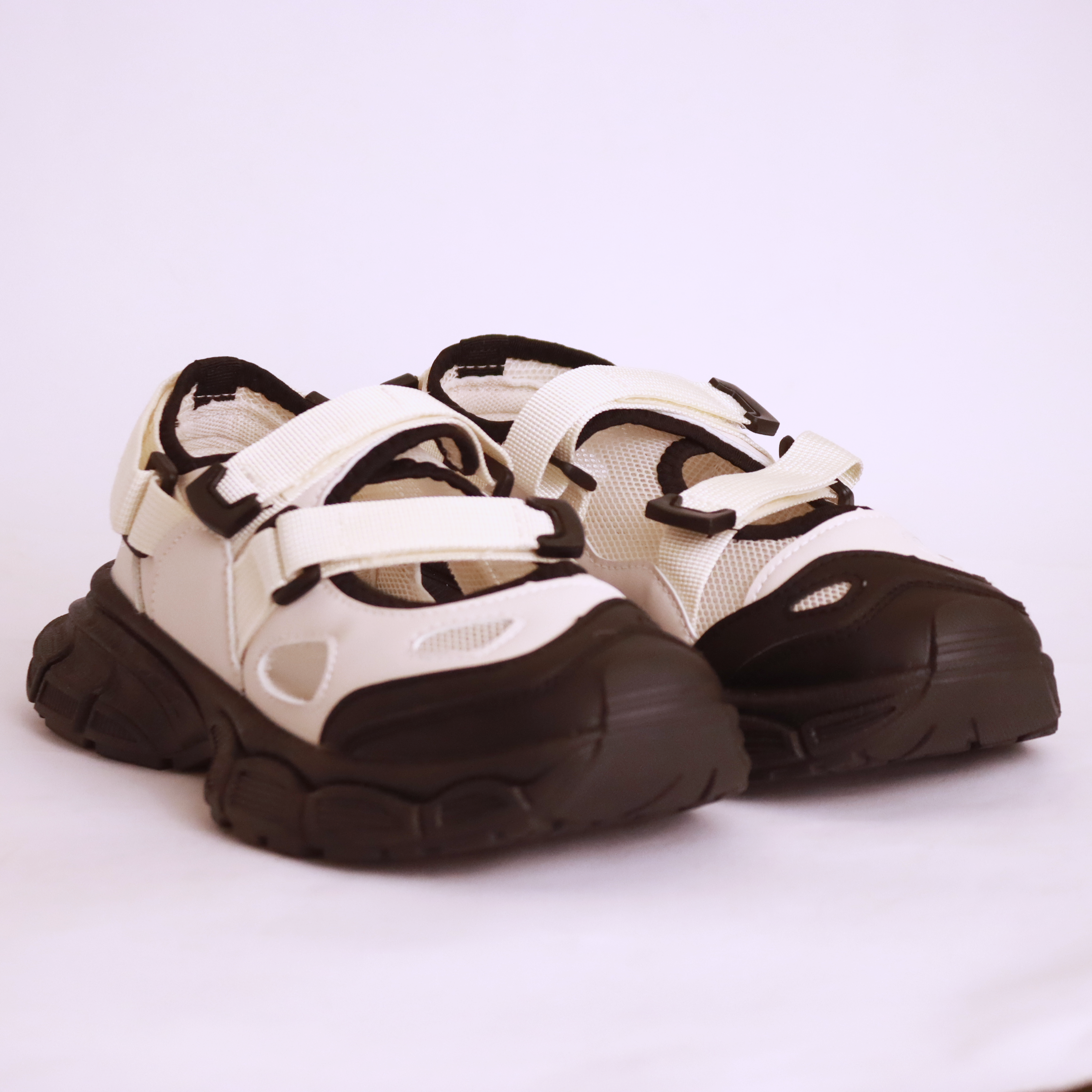 WOMEN SANDAL