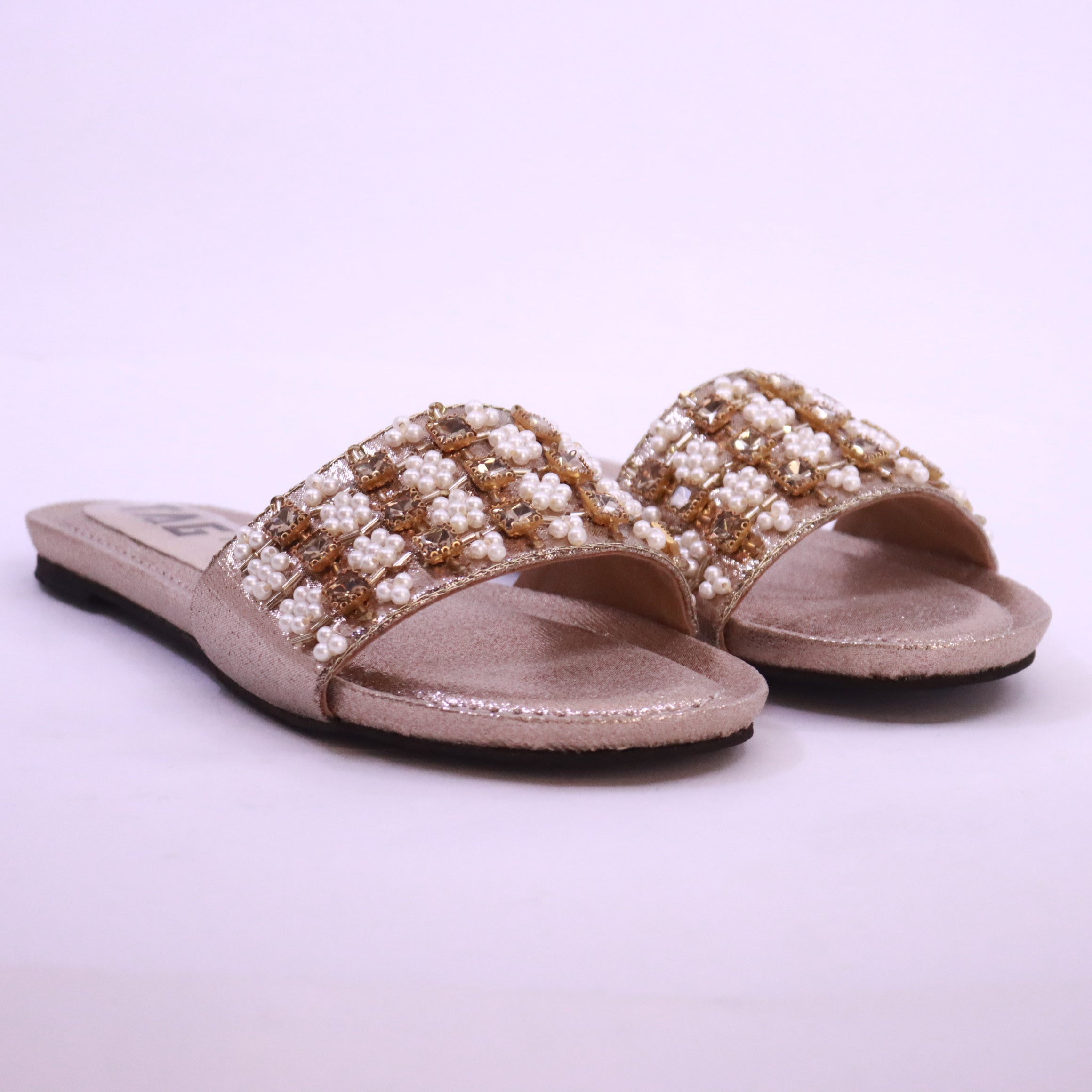 DA825 light golden slippers – luxurious embellished upper for bridal functions and Eid