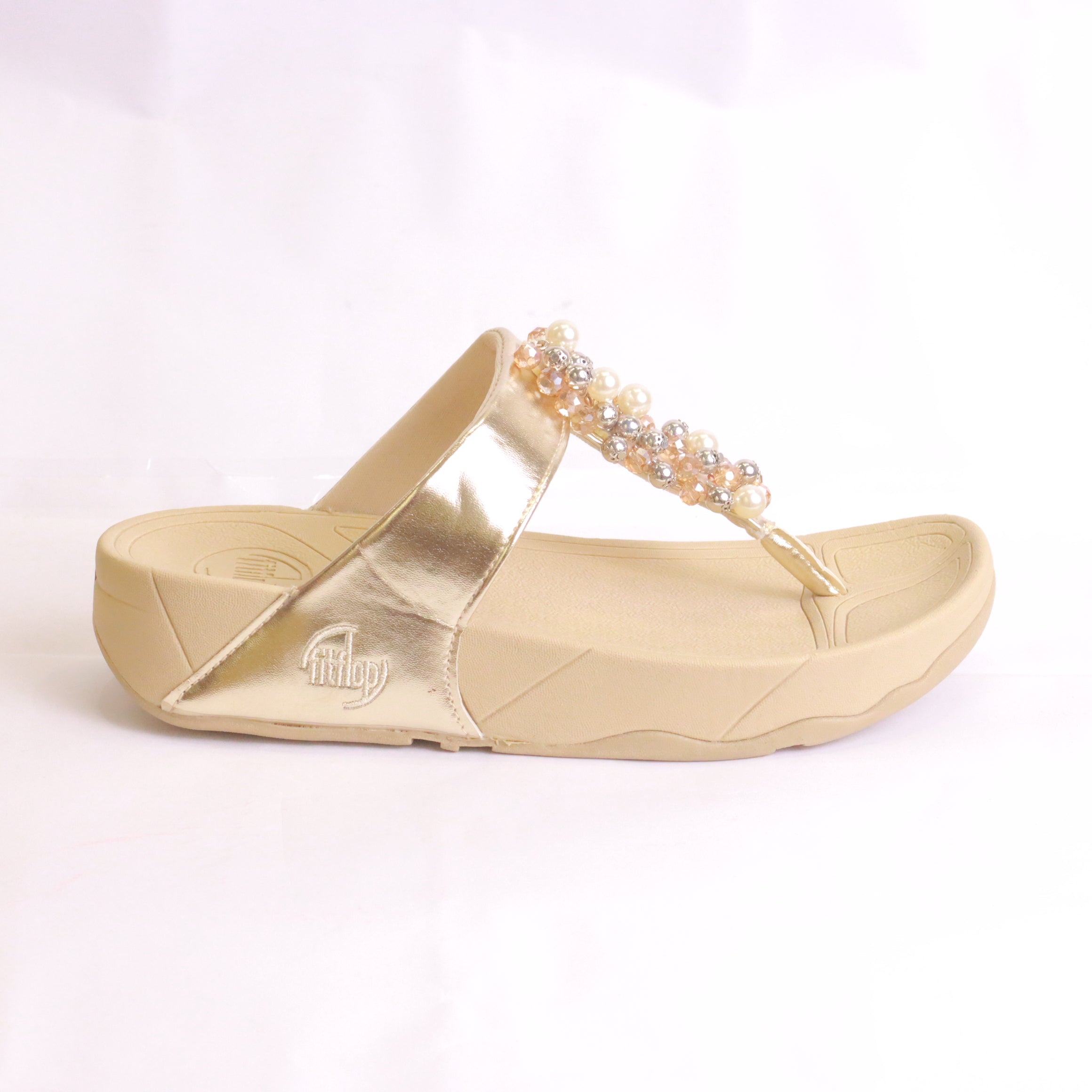 fit-flops_gold side shot 