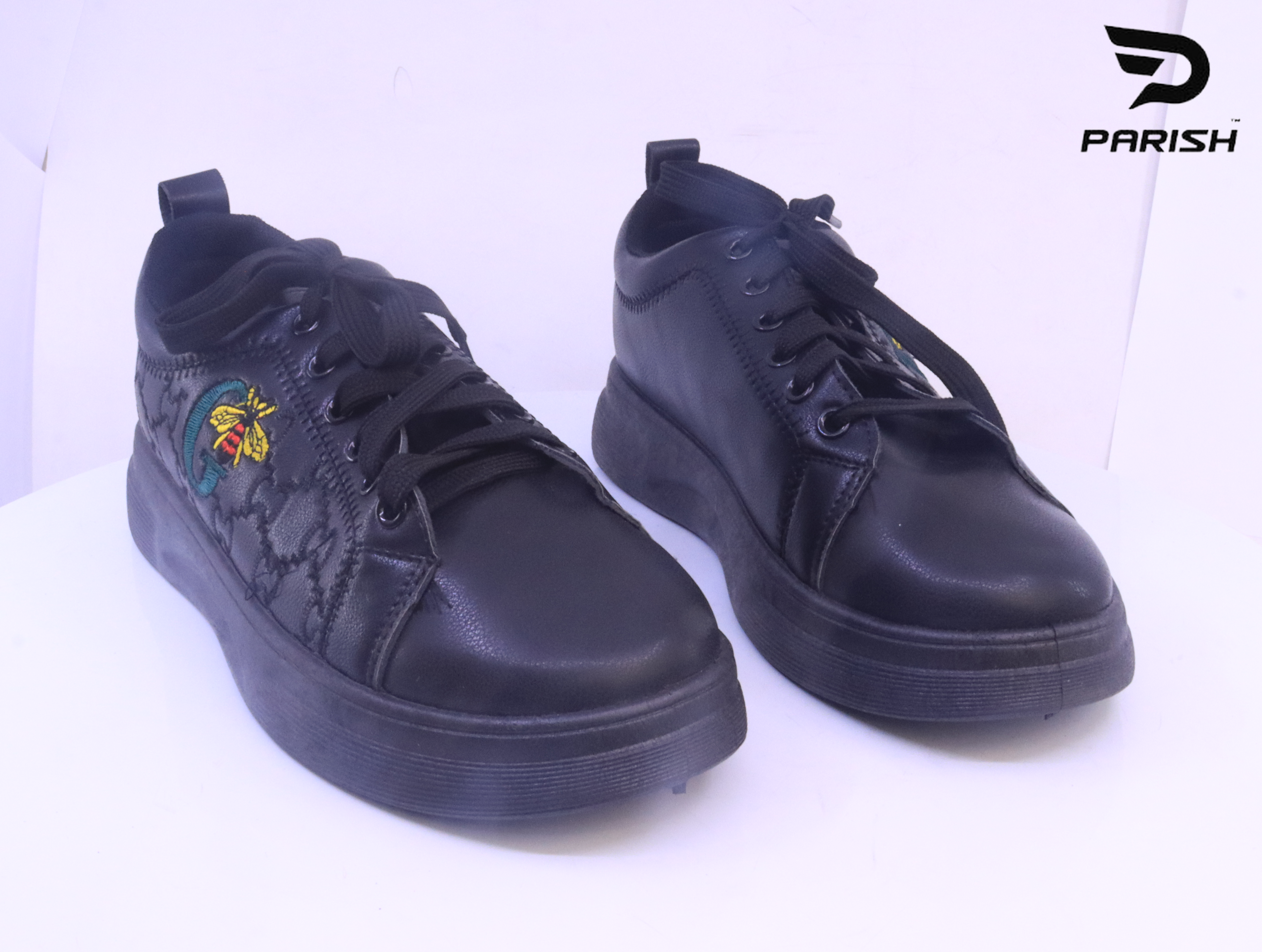 Men white sneakers